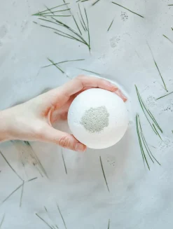 Boreal Fog Bath Bomb