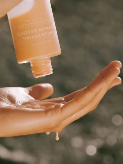 Brightening Saffron Essence