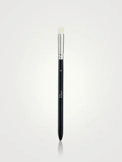 Dior Backstage Large Eyeshadow Blending Brush N° 23