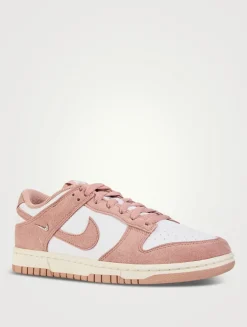Dunk Low Sneakers