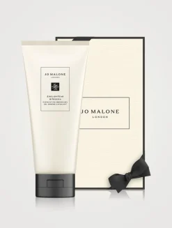 English Pear & Freesia Exfoliating Shower Gel