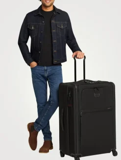 Extended Trip Expandable Four-Wheel Packing Case