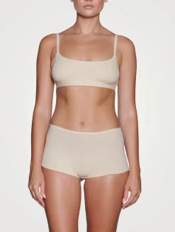 Fits Everybody Scoopneck Bra