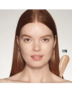 Futurist Soft Touch Brightening Skincealer Concealer