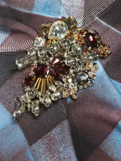 Hlovra Embellished T-Shirt