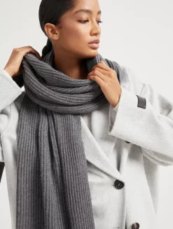 Knit Scarf