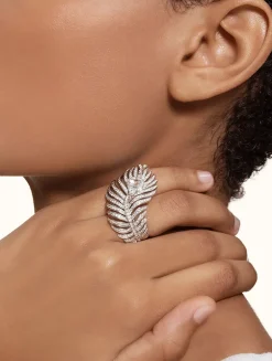 Large Plume De Paon White Gold Ring With Diamonds