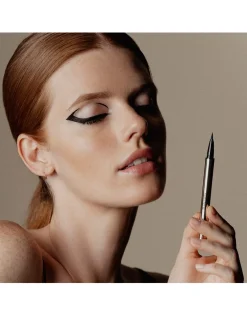 Ligne Noire Eyeliner