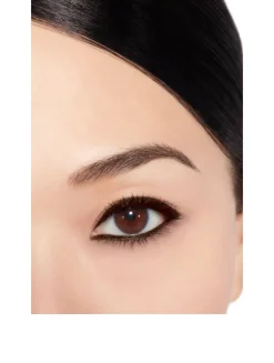 Long-Lasting Eyeliner