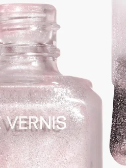 Longwear Nail Colour