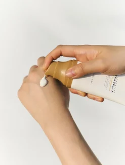 Madagascar Centella Air-Fit Sun Cream Light SPF30 PA++++