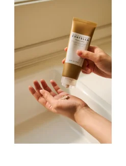 Madagascar Centella Ampoule Foam