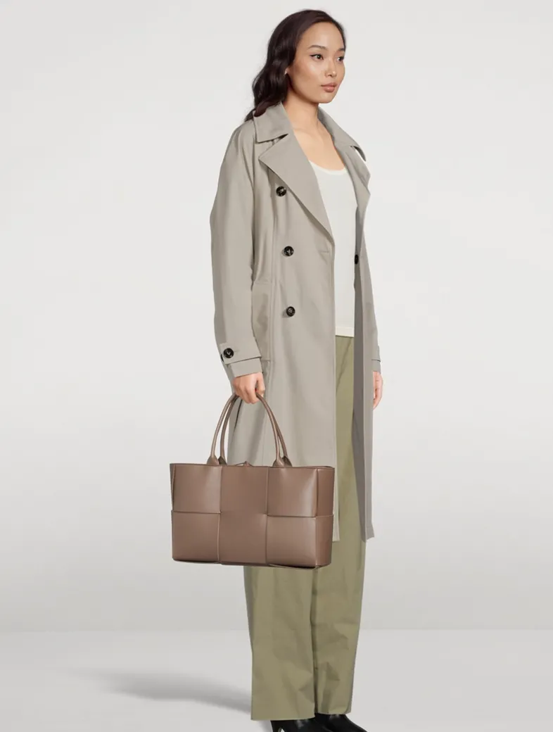 Medium Arco Leather Tote Bag