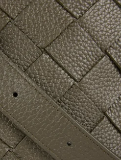 Medium Intrecciato Leather Camera Bag