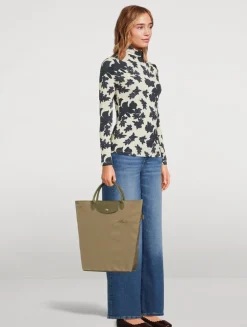 Medium Le Pliage Green Tote Bag