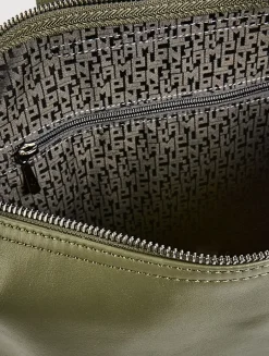 Medium Le Pliage Xtra Leather Shoulder Bag