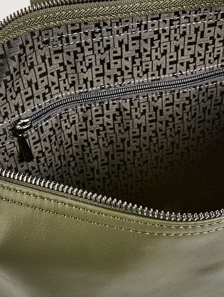 Medium Le Pliage Xtra Leather Shoulder Bag