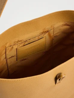 Medium Le Roseau Leather Shoulder Bag