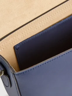 Medium Épure Leather Crossbody Bag