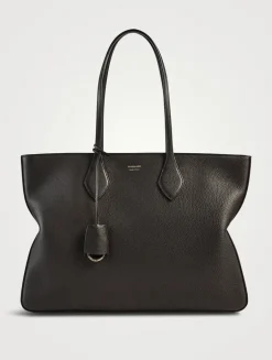 Medium Star-Shaped Leather Tote Bag