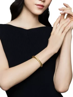 Modern Oval Cablespira® Bracelet In 18k Yellow Gold, 7mm