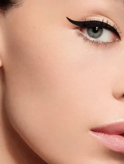 Noir G 24h Waterproof Graphic Liner