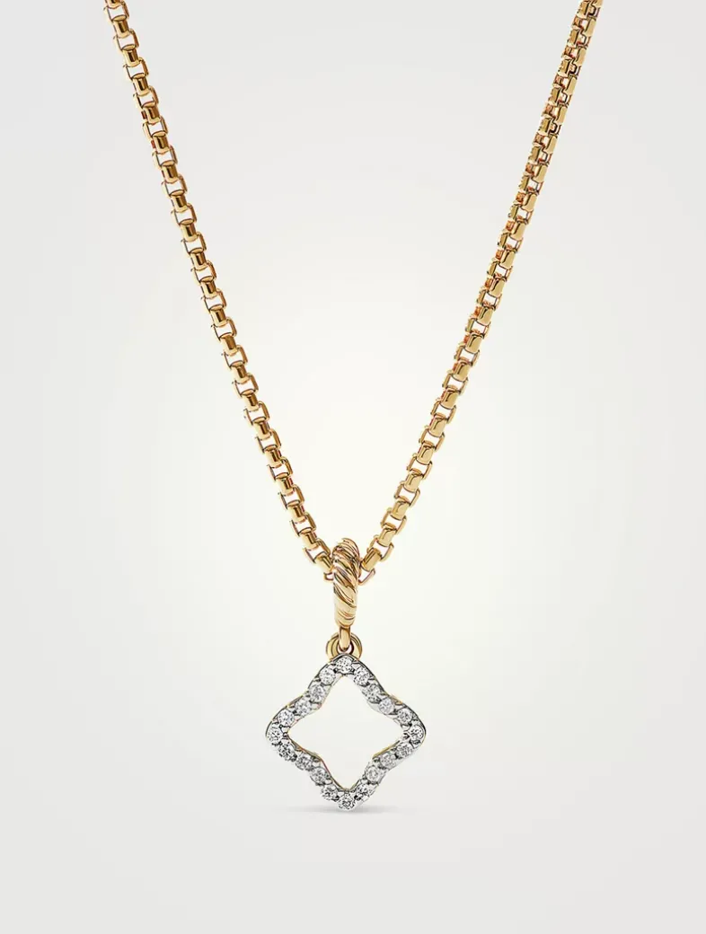 Quatrefoil Amulet In 18k Yellow Gold With Pavé Diamonds