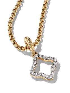 Quatrefoil Amulet In 18k Yellow Gold With Pavé Diamonds