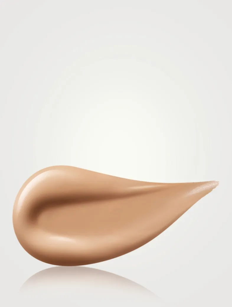 Radiant Fluid Foundation Natural