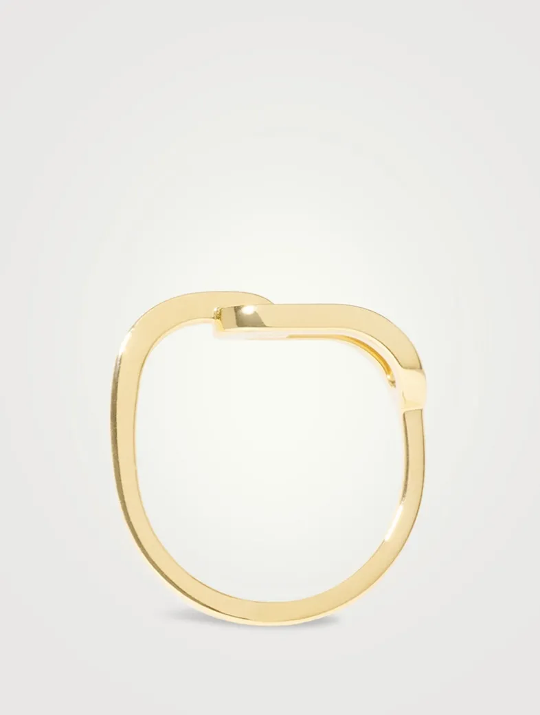 Small Maillon 18K Gold Ring With Diamonds