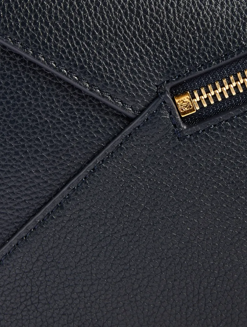 Small Puzzle Edge Leather Bag