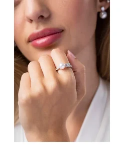 Starlight 18K White Gold Akoya Pearl Ring With Diamonds