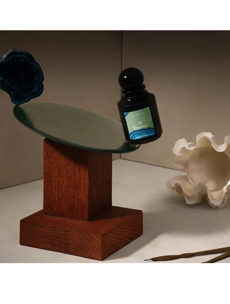 Tenebrae Eau de Parfum