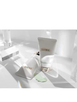 The Essence Foaming Cleanser