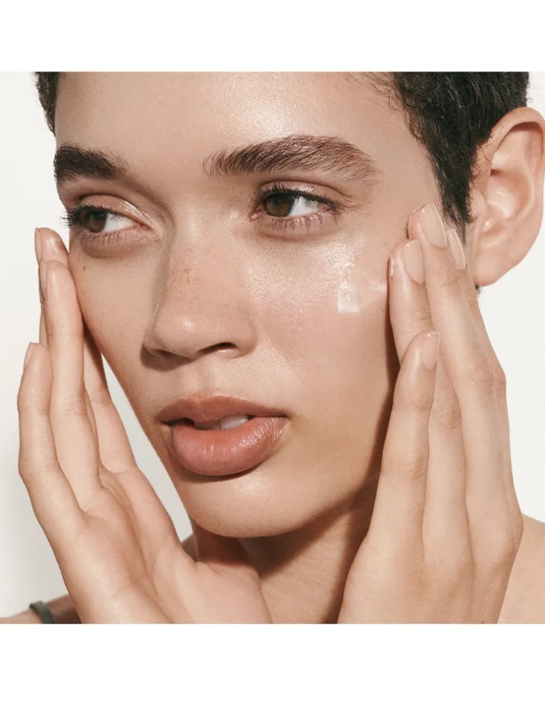 The New Moisturizing Soft Cream