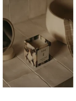Tone Candle
